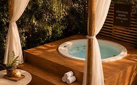 Casa com Jacuzzi Aquecida em Capitólio Charme e Aconchego